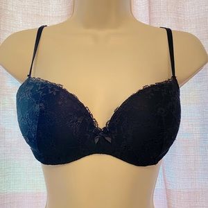 Victoria’s Secret 34D black padded Demi